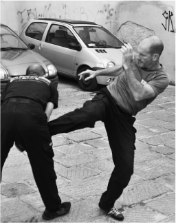 KURS INSTRUKTORSKI COMBAT AND FIGHTING 